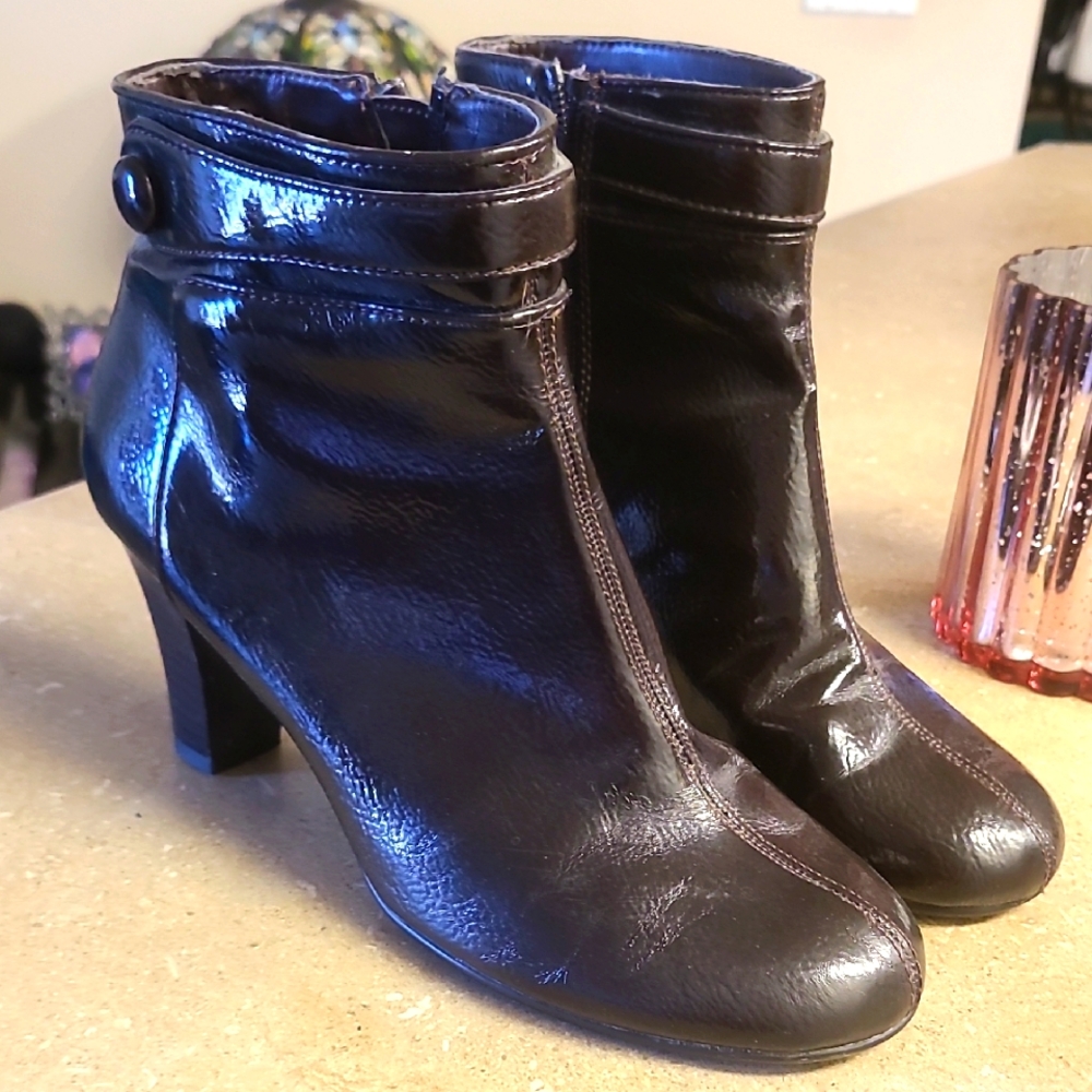 AEROSOLES Dark Brown Heeled Boots